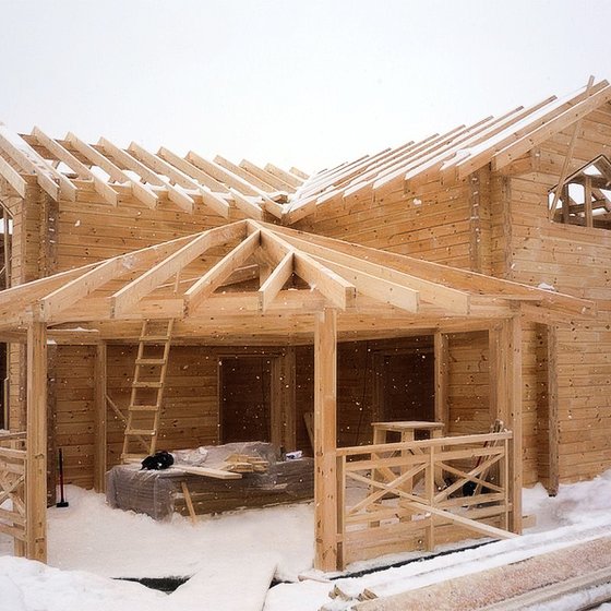 Строительство деревянного дома.